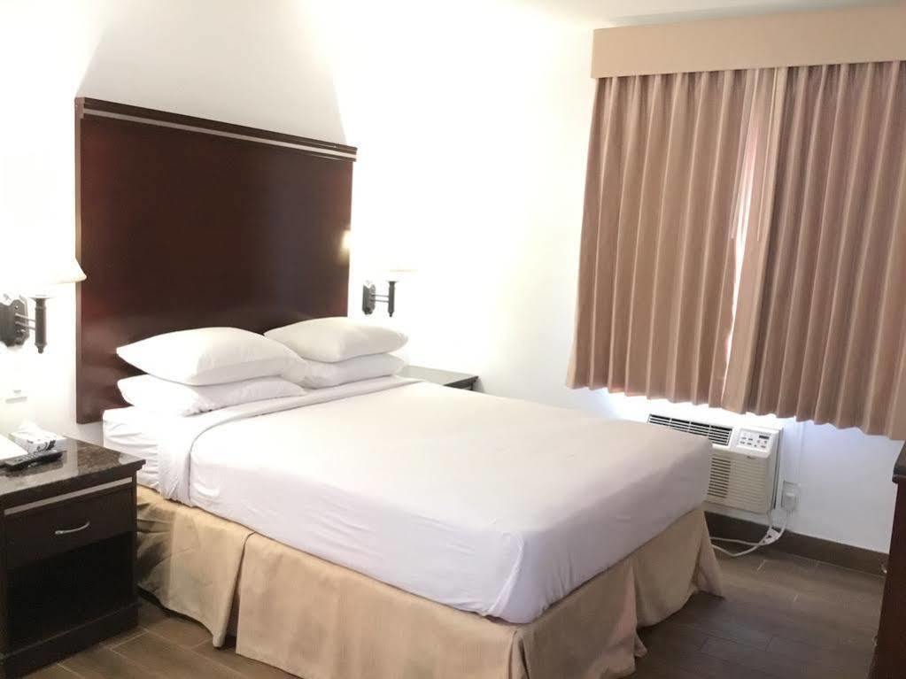 圣地亚哥市中心旅馆 外观 照片